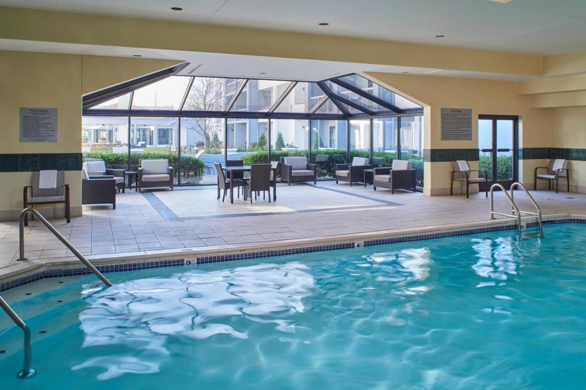 Hotel Courtyard By Marriott Indianapolis Castleton Extérieur photo