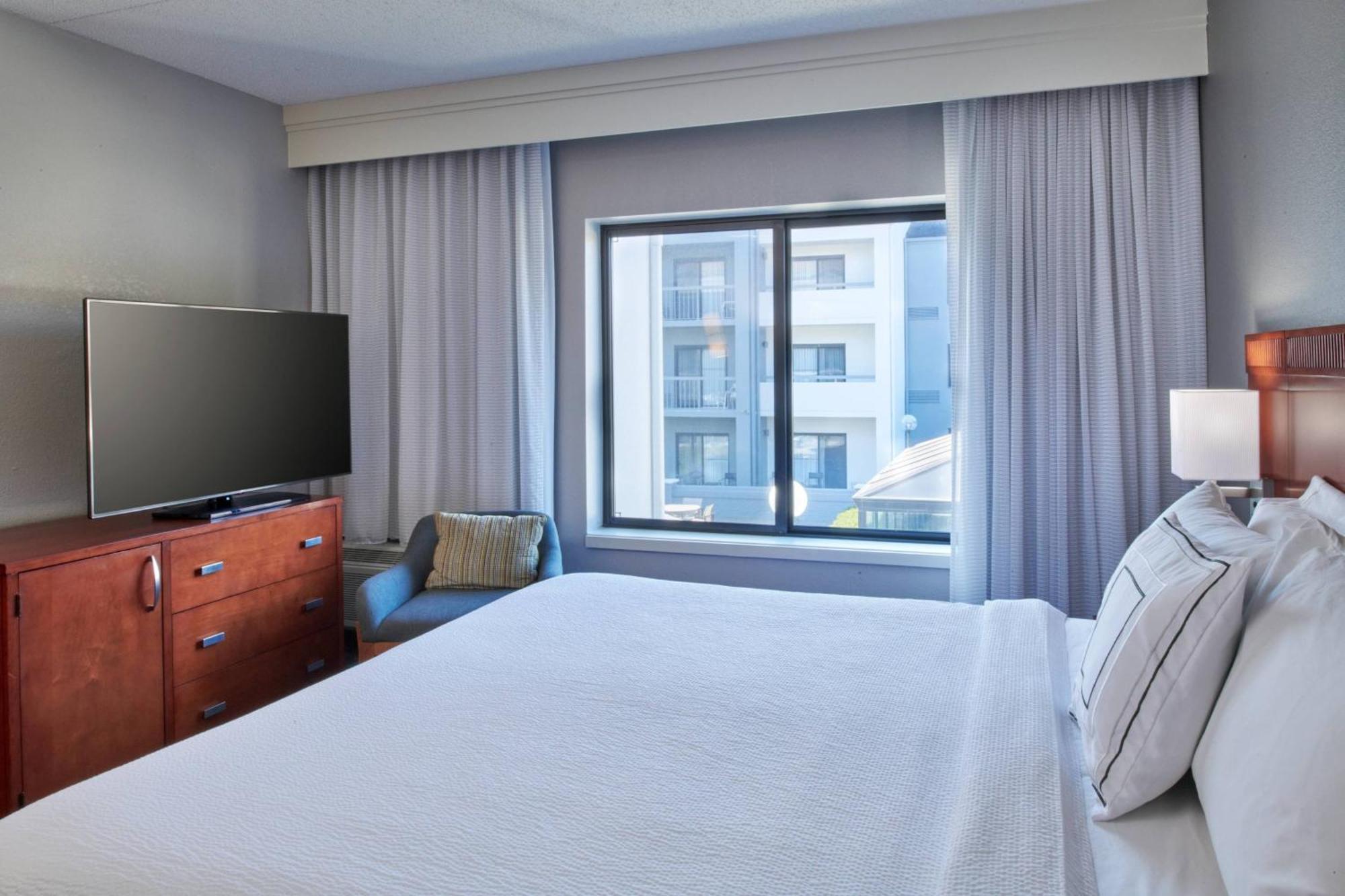 Hotel Courtyard By Marriott Indianapolis Castleton Extérieur photo